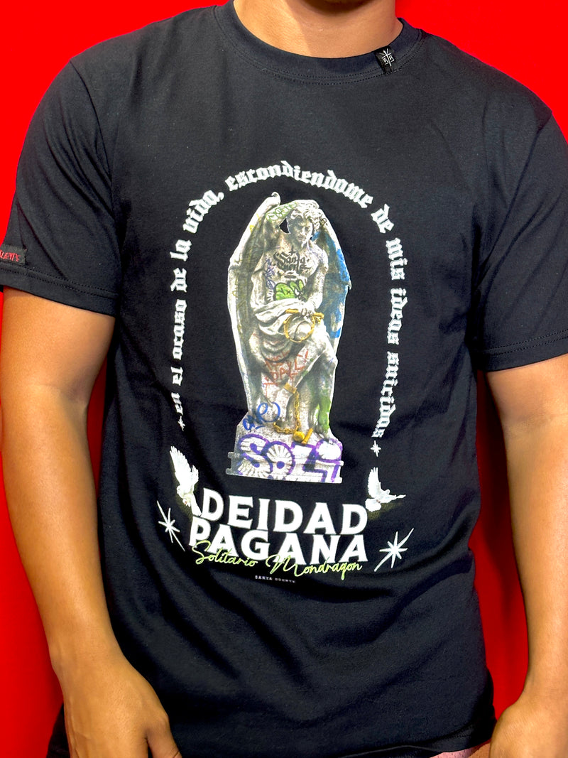 Playera"Deidad pagana" Solitario Mondragón.