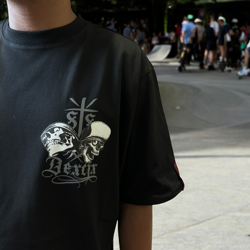 Playera  "Calaveras skate” oversize