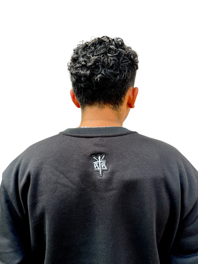 Sudadera crewneck “Black Suertudo”