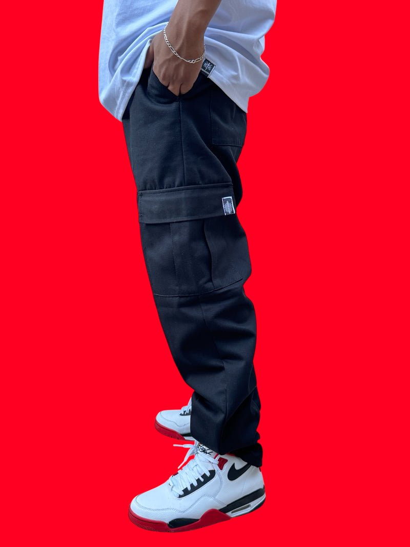 Pantalón Cargo “Relax sk8” negro