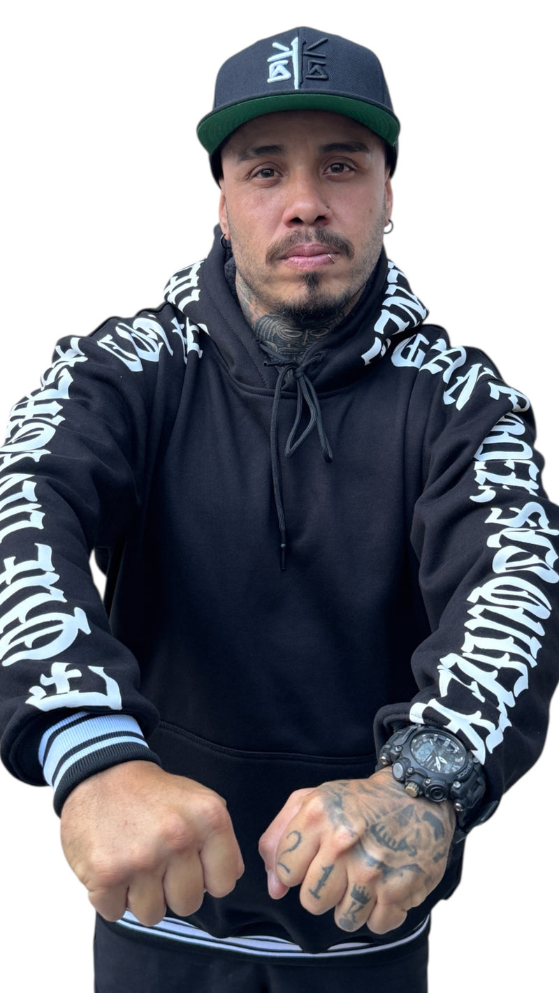 Sudadera “Letras clásicas”