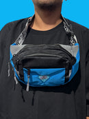 Cangurera Fresh "Sky” negro.