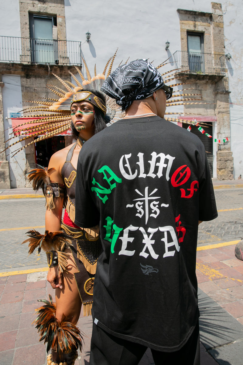Playera premium  “Nacimos mexas”