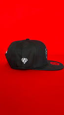 Gorra “Cruz clásica” Negro/blanco