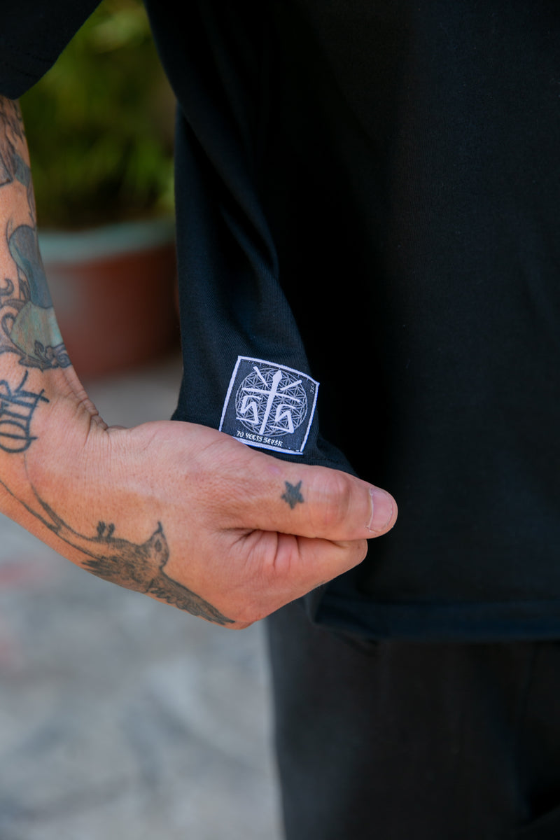 Playera  “Boxy fit” negro