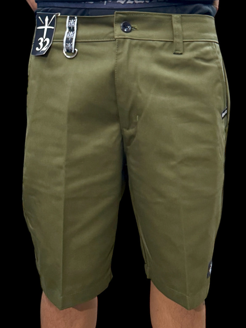 Short “diamante” Verde militar