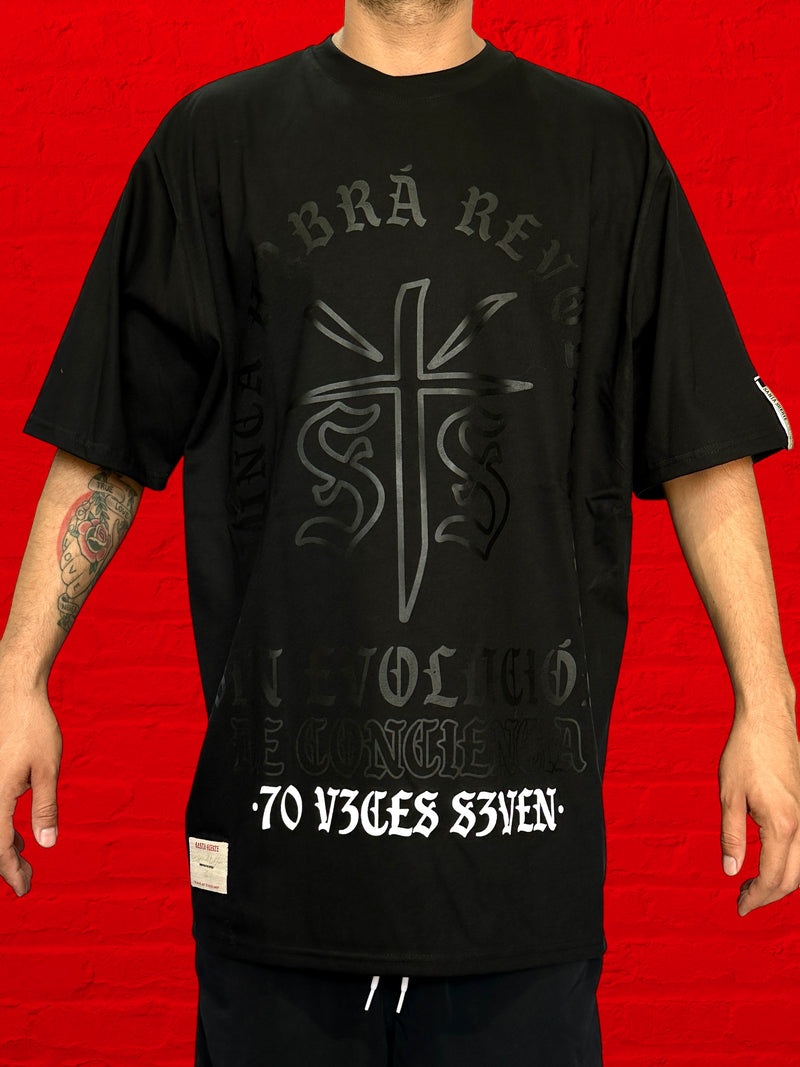 Playera  “70 veces SEVEN” oversize