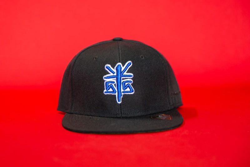 “7 Seas Cross” Cap