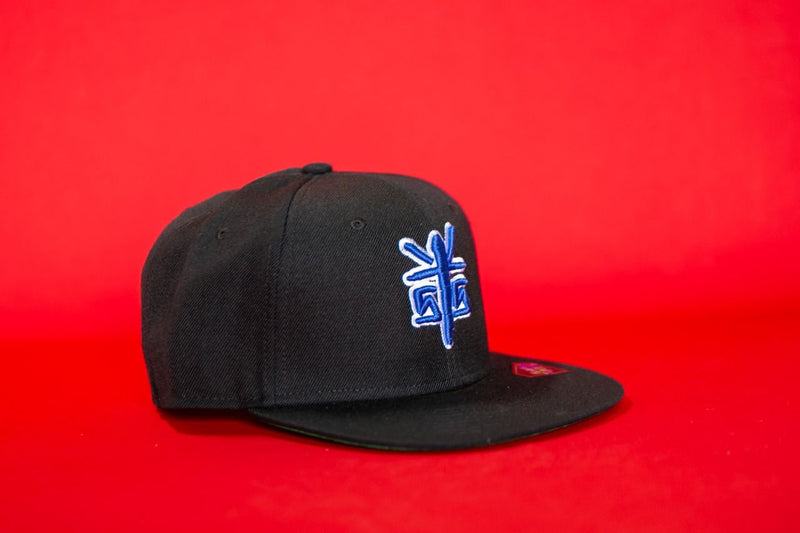 “7 Seas Cross” Cap